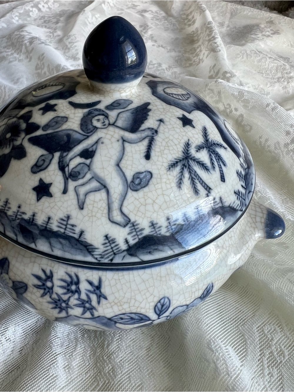 Vintage Blue & White Porcelain Tureen - Picture 3 of 4